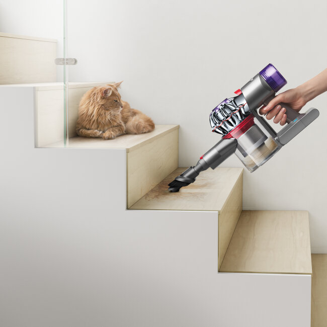 Bezicni_stapni_usisavac_Dyson_V8_(446969),_D1111_0.jpg