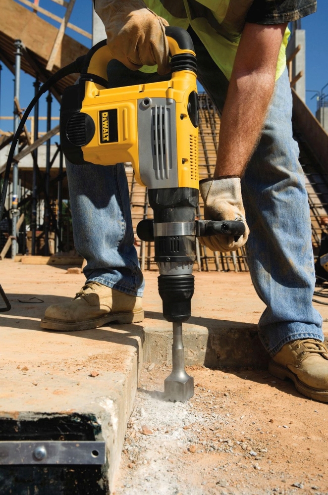Cekic_za_rusenje_SDS_MAX_DeWalt_D25899K_10_Kg_1500W__0.JPG