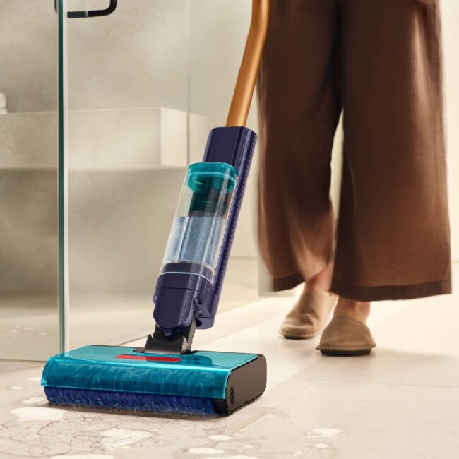 Dyson_stapni_usisavac_Clean+Wash_Hygiene_(432030)_uredaj_za_mokro_ciscenje_podova_1.jpg