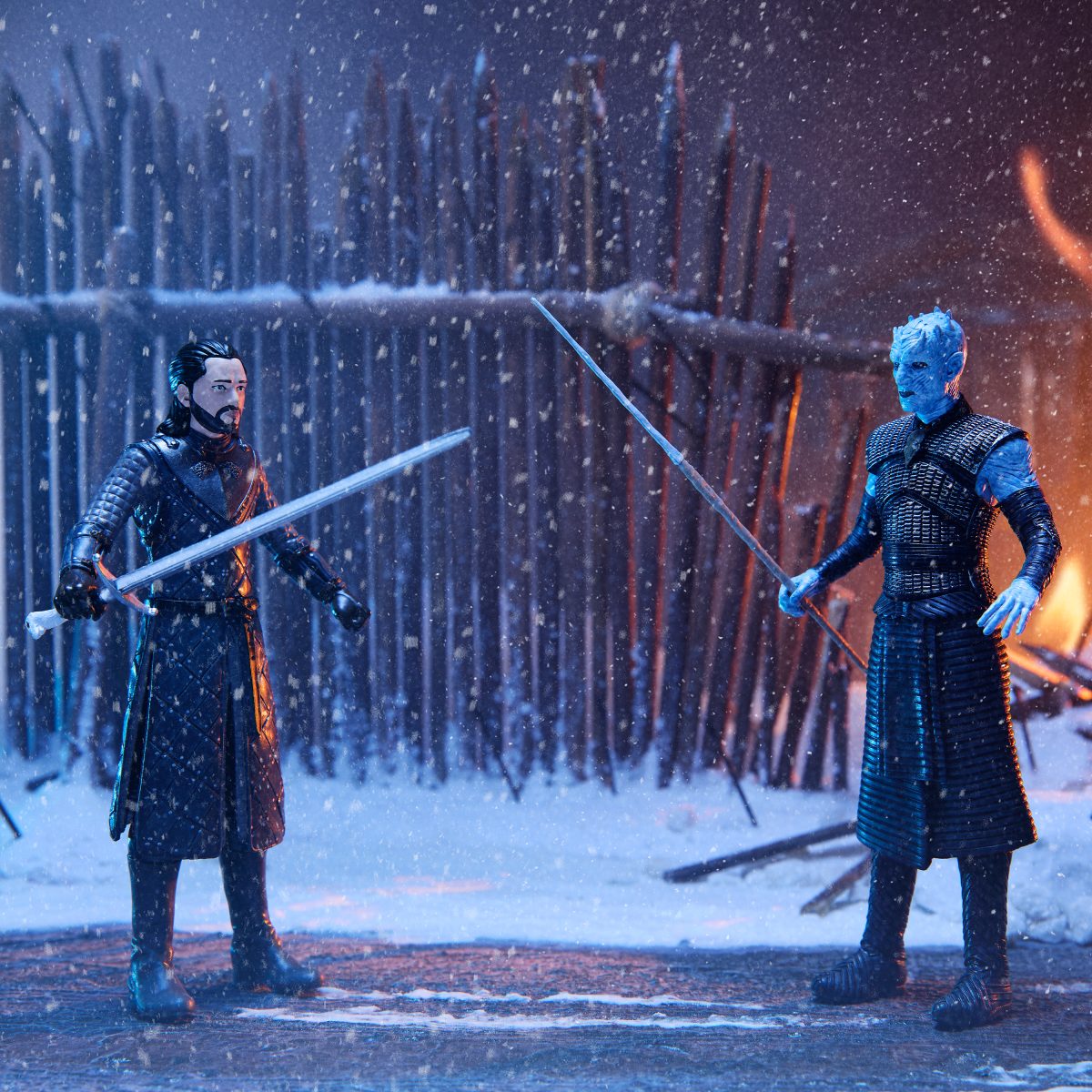 Figurica_Noble_Collection_GAME_OF_THRONES,_Bendyfig_Jon_Snow_9.jpg