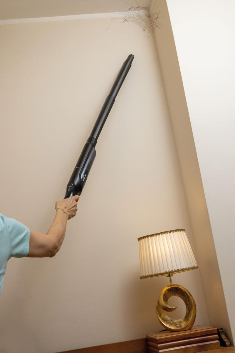 Stapni_usisavac_Hisense_HVC9401BK_8.png