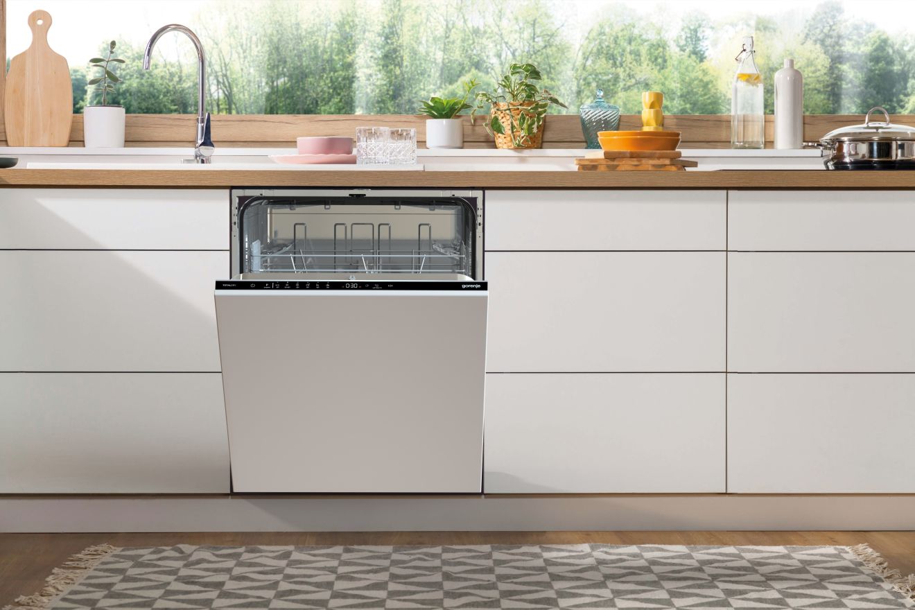 Ugradbena_perilica_posuda_Gorenje_GV642D90_0.jpg