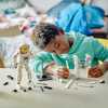 LEGO®_CREATOR_31152_Astronaut_0.jpg