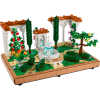LEGO®_ICONS_10359_Vrt_s_fontanom_1.jpg