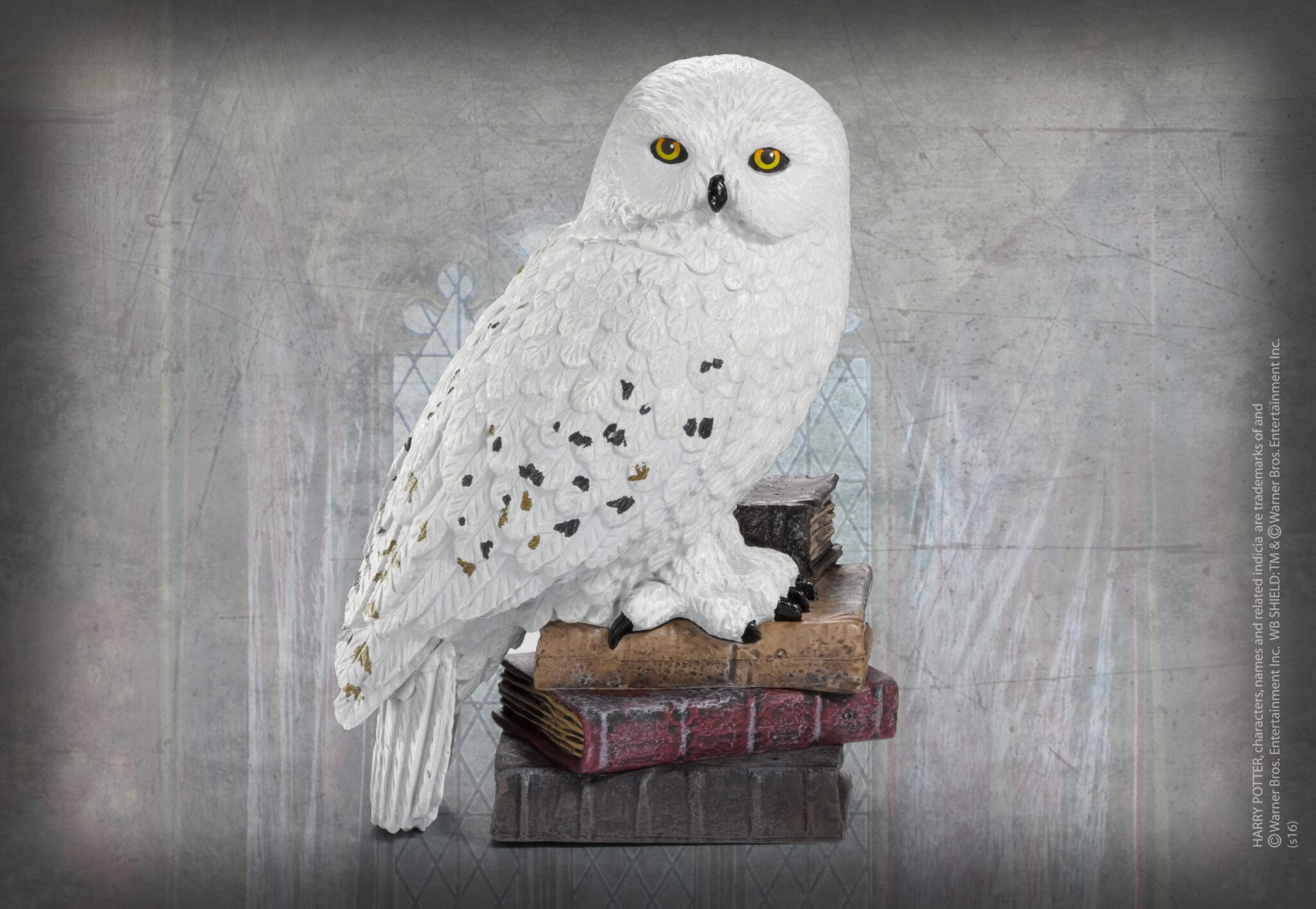 Figurica_Noble_Collection___HARRY_POTTER___MAGICAL_CREATURES___HEDWIG_4.jpeg