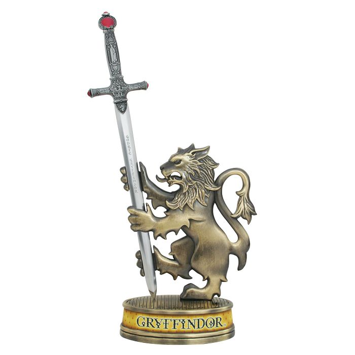 Figurica_Noble_Collection___Harry_Potter___Letter_Opener___Gryffindor_Sword_0.jpg