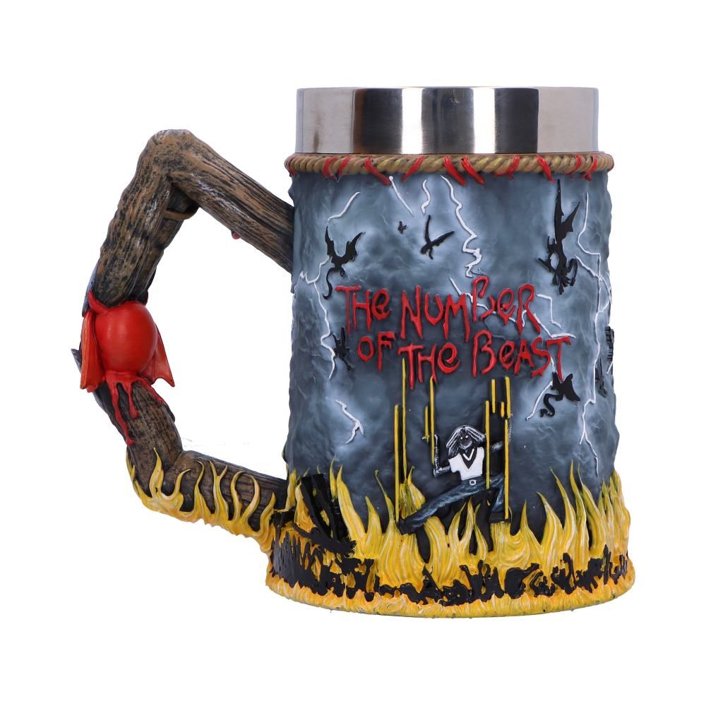 Kolekcionarska_salica_Nemesis_Now_IRON_MAIDEN_THE_NUMBER_OF_THE_BEAST_TANKARD_16CM_0.jpg