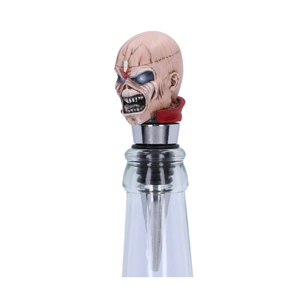 Kolekcionarski_cep_Nemesis_Now_IRON_MAIDEN_THE_TROOPER_BOTTLE_STOPPER_10CM_0.jpg