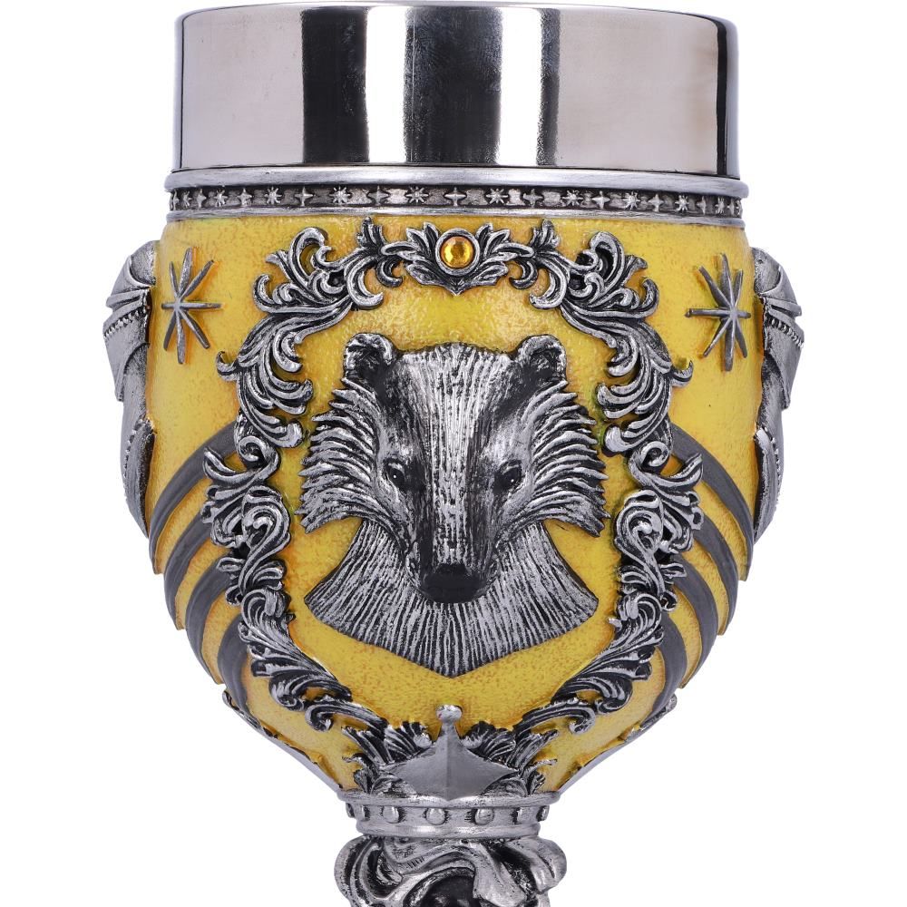 Kolekcionarski_pehar_Nemesis_Now_HARRY_POTTER_HUFFLEPUFF_COLLECTIBLE_GOBLET_19_5CM_0.jpg