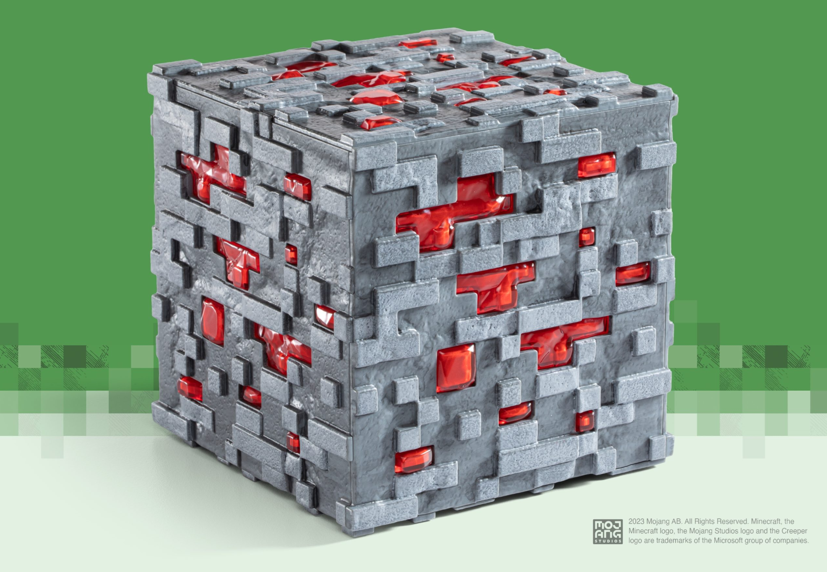 Noble_Collection___Minecraft___Svjetleca_redstone_kocka_0.png