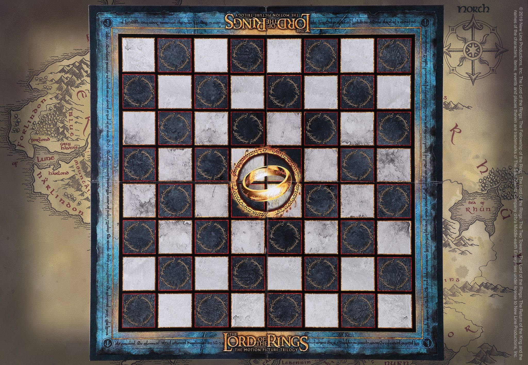 Sahovski_set_Noble_Collection___THE_LORD_OF_THE_RINGS___GIFTS___BATTLE_FOR_MIDDLE_EARTH_CHESS_0.jpg