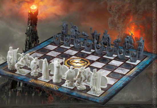 Sahovski_set_Noble_Collection___THE_LORD_OF_THE_RINGS___GIFTS___BATTLE_FOR_MIDDLE_EARTH_CHESS_1.jpg