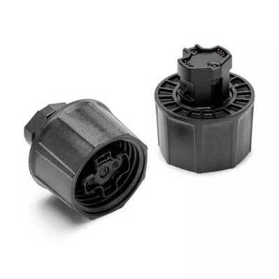 Thrustmaster_Dual_Quick_Release_Adapter_WW_0.jpg