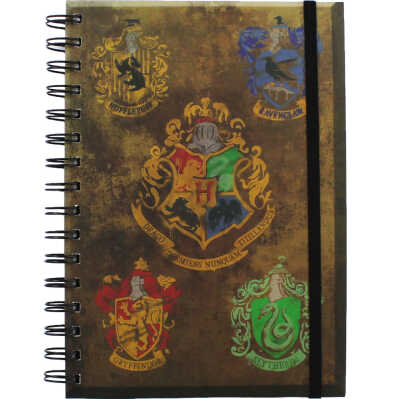 Biljeznica_Pyramid_International_HARRY_POTTER_HOGWARST_CREST_&_FOUR_HOUSES_A5_0.jpg