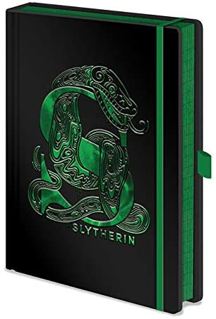 Biljeznica_Pyramid_International_HARRY_POTTER_(SLYTHERIN_FOIL)_NOTEBOOK_A5_0.jpg