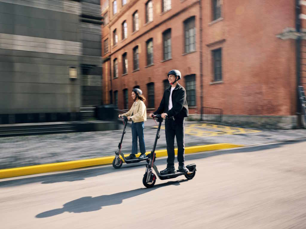 Elektricni_romobil_Segway_F3_E_8.jpg