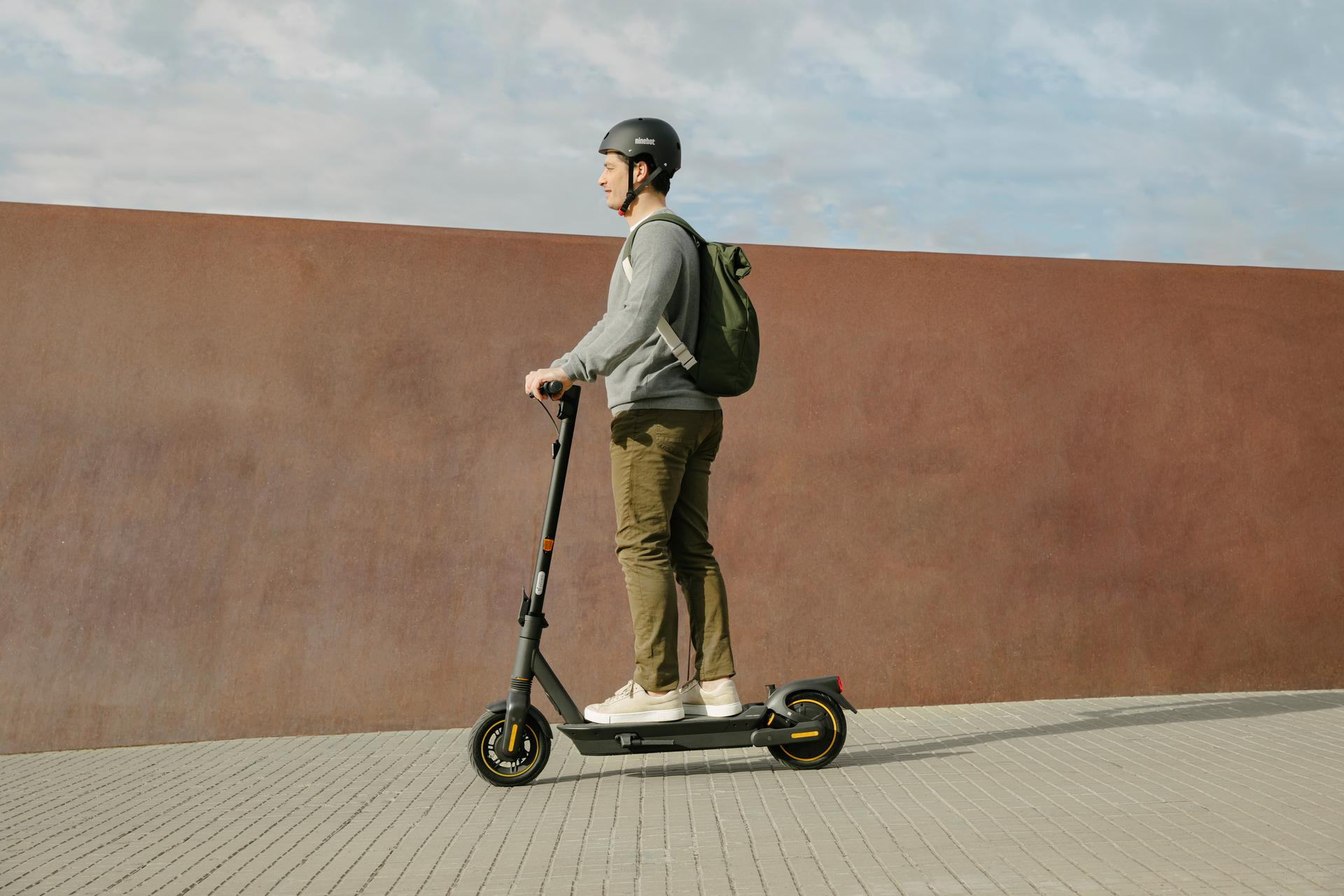 Elektricni_romobil_Segway_Max_G2_E_7.jpg
