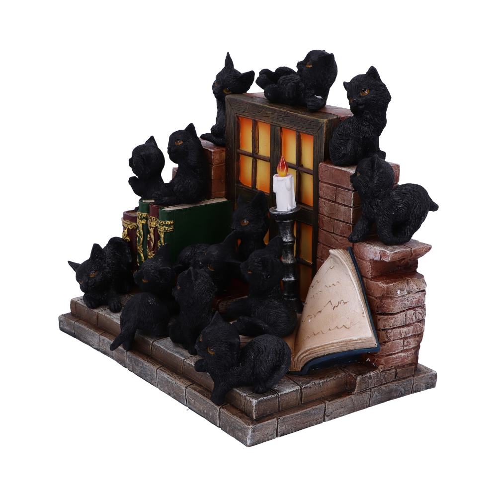 Figurica_NEMESIS_NOW_THE_WITCHES_LITTER_ASSORTED_1.jpg