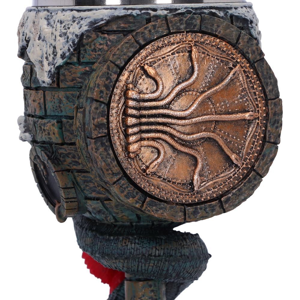 Kolekcionarski_pehar_iz_Harry_Potter_Komore_tajni_Nemesis_Now_7.jpg