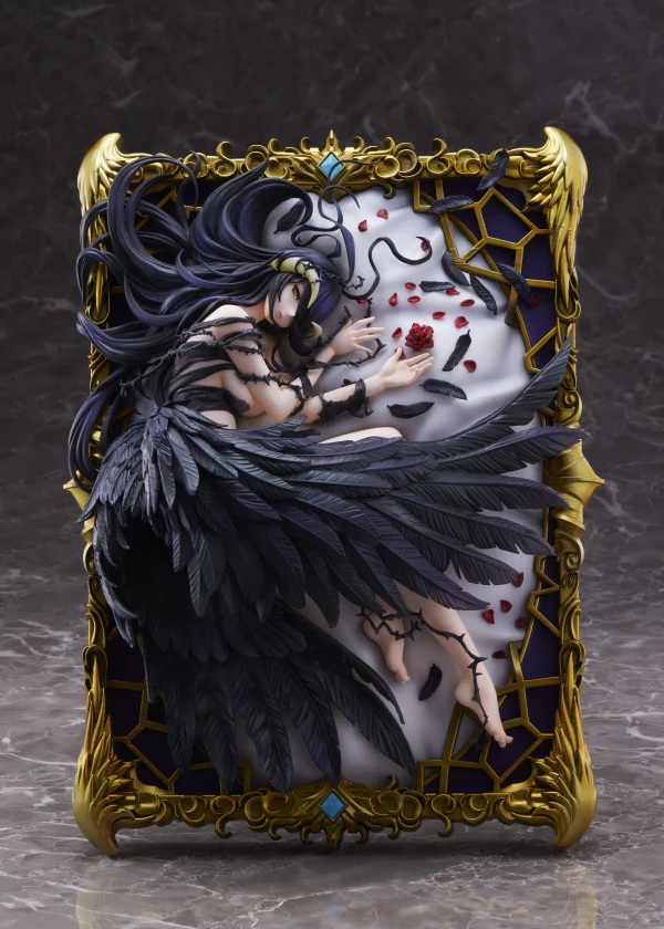 Figura_OVERLORD_1_7_SCALE_FIGURE___ALBEDO_(ENDING_VER__ART_BY_SO_BIN)_11.jpg