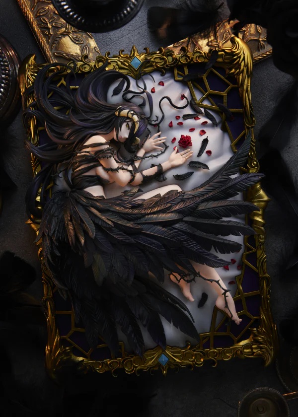 Figura_OVERLORD_1_7_SCALE_FIGURE___ALBEDO_(ENDING_VER__ART_BY_SO_BIN)_12.jpg