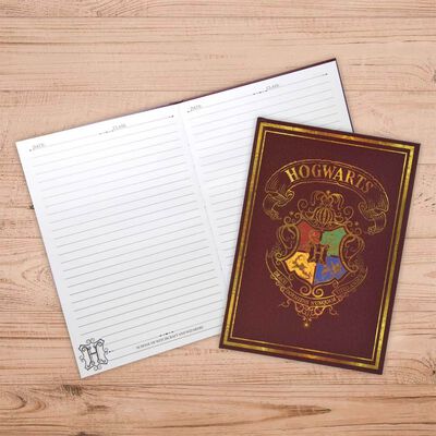 Biljeznica_Blue_Sky_Harry_Potter_A5_Casebound_Notebook___Red___Colourful_Crest_2.jpg