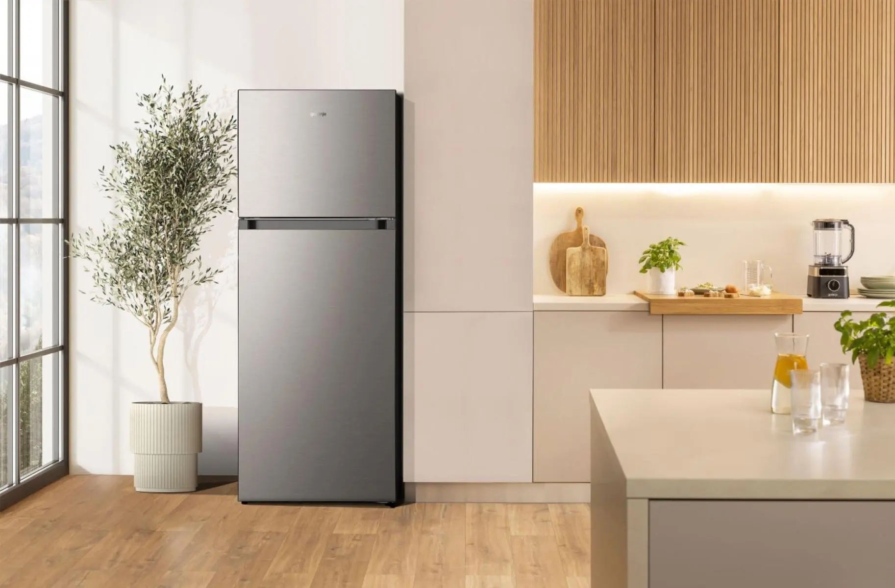 Hladnjak_gornji_zamrzivac_Gorenje_NRF718E4S4_467L_3.png